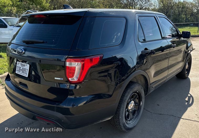 image for item EJ0367 2017 Ford Explorer Police Interceptor SUV