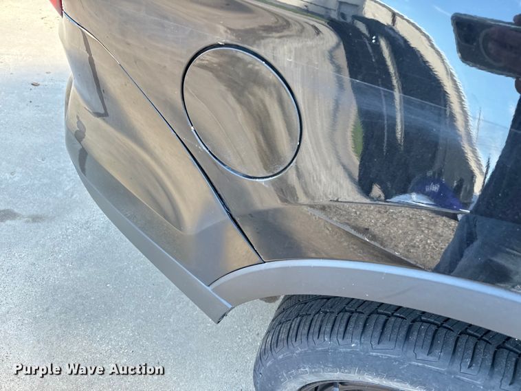 image for item EJ0372 2017 Ford Explorer Police interceptor SUV