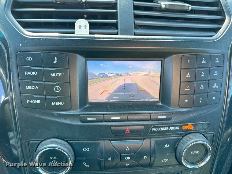 image for item EJ0372 2017 Ford Explorer Police interceptor SUV