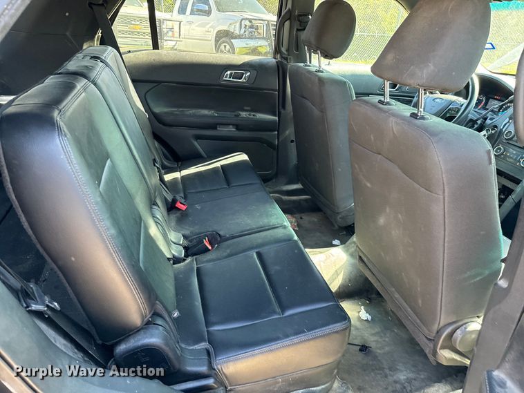 image for item EJ0372 2017 Ford Explorer Police interceptor SUV