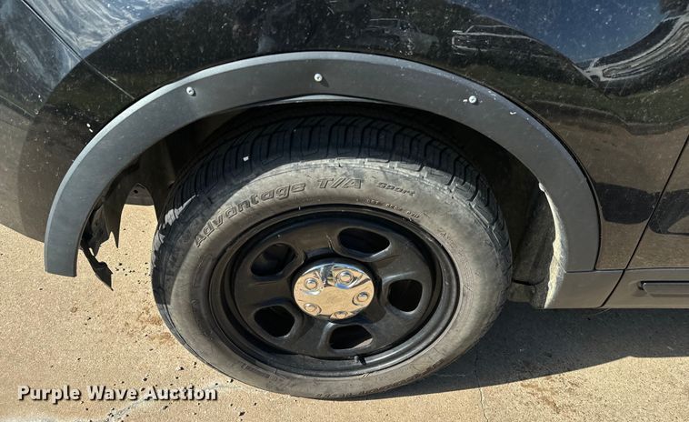 image for item EJ0372 2017 Ford Explorer Police interceptor SUV