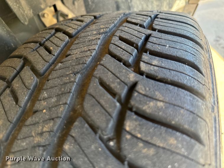 image for item EJ0372 2017 Ford Explorer Police interceptor SUV