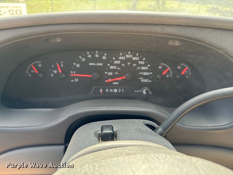 image for item EJ0374 2004 Ford E150 prisoner transport van