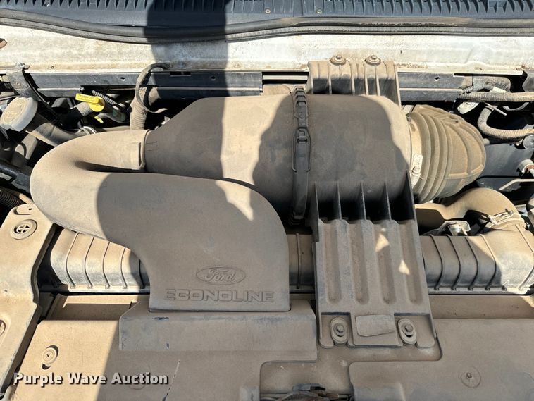 image for item EJ0374 2004 Ford E150 prisoner transport van