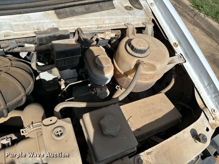 image for item EJ0374 2004 Ford E150 prisoner transport van