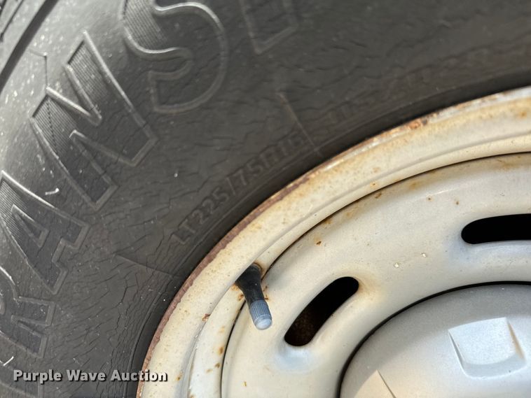 image for item EJ0374 2004 Ford E150 prisoner transport van