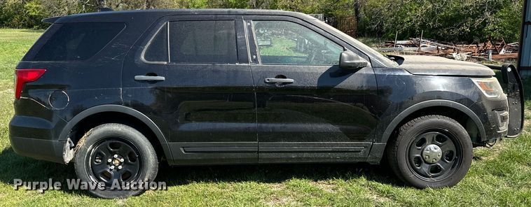image for item EJ0375 2017 Ford Explorer Police Interceptor SUV