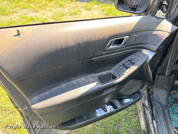 image for item EJ0375 2017 Ford Explorer Police Interceptor SUV