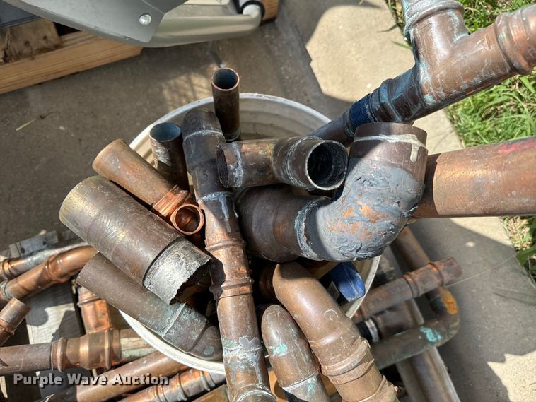 image for item EJ0381 Building materials