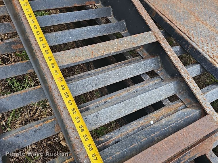 image for item EJ6196 2004 Target equipment trailer