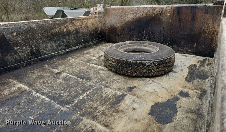 image for item EJ6200 1984 Chevrolet C70 dump truck