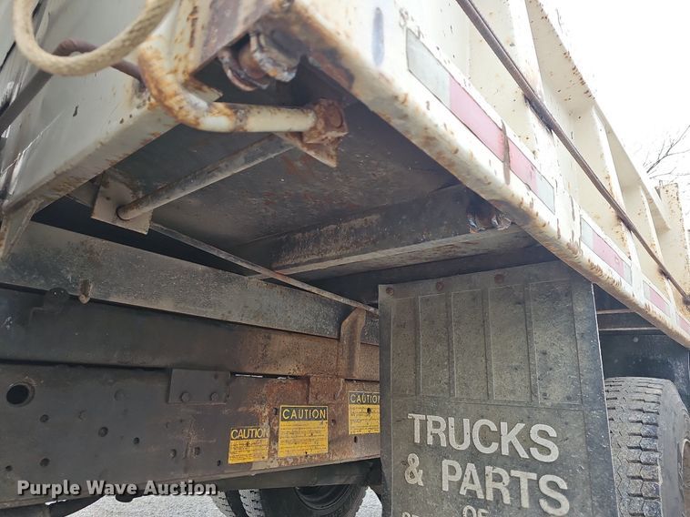 image for item EJ6200 1984 Chevrolet C70 dump truck