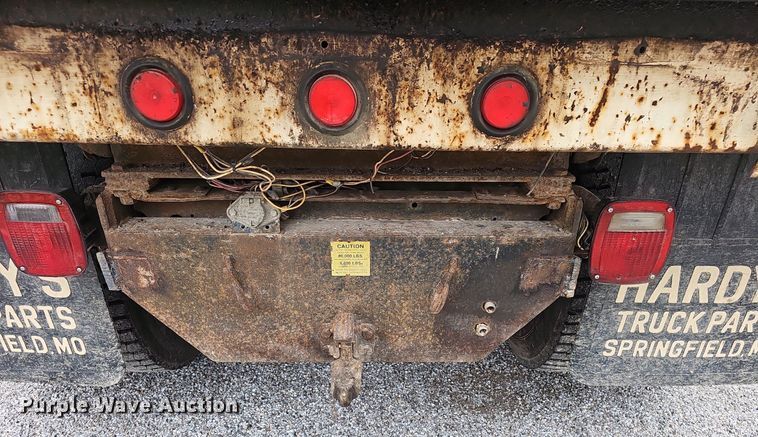 image for item EJ6200 1984 Chevrolet C70 dump truck