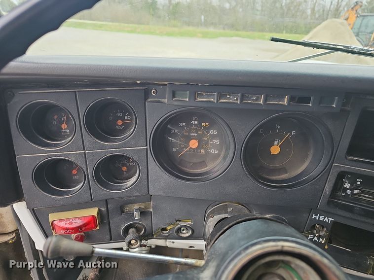 image for item EJ6200 1984 Chevrolet C70 dump truck