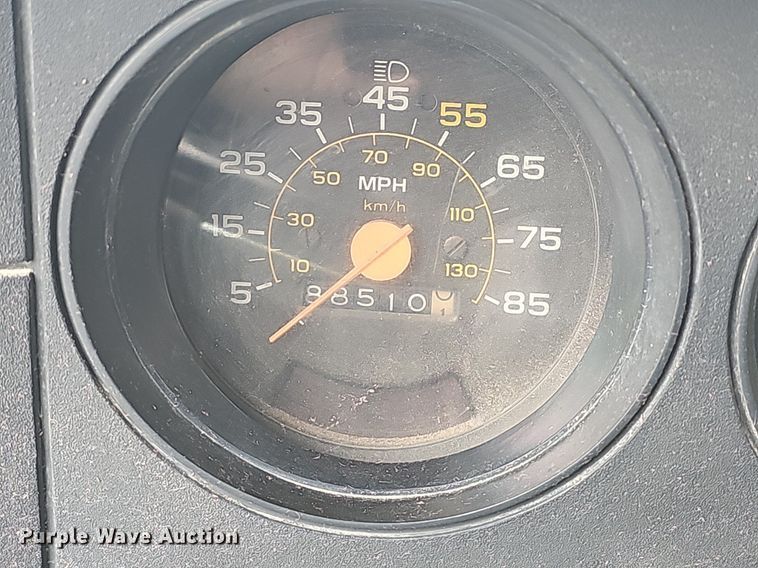 image for item EJ6200 1984 Chevrolet C70 dump truck