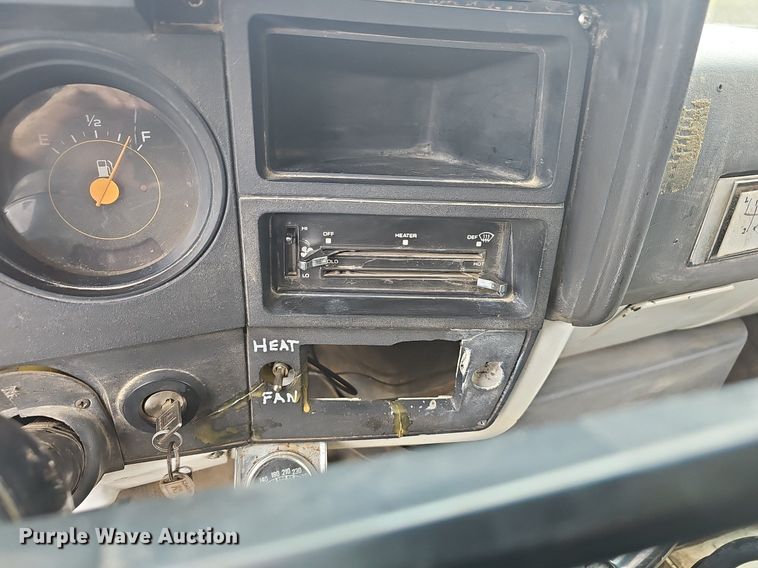 image for item EJ6200 1984 Chevrolet C70 dump truck