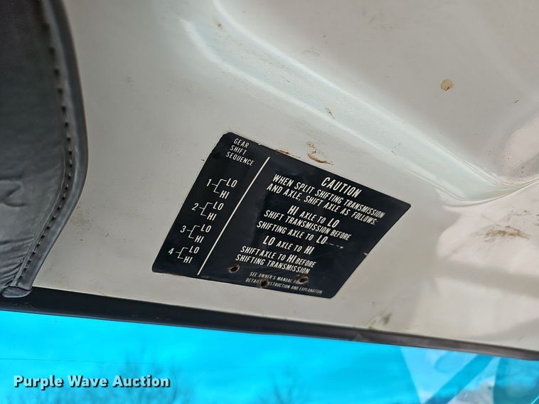 image for item EJ6200 1984 Chevrolet C70 dump truck