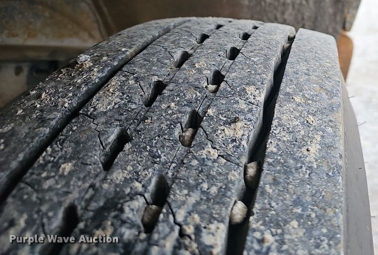 image for item EJ6200 1984 Chevrolet C70 dump truck