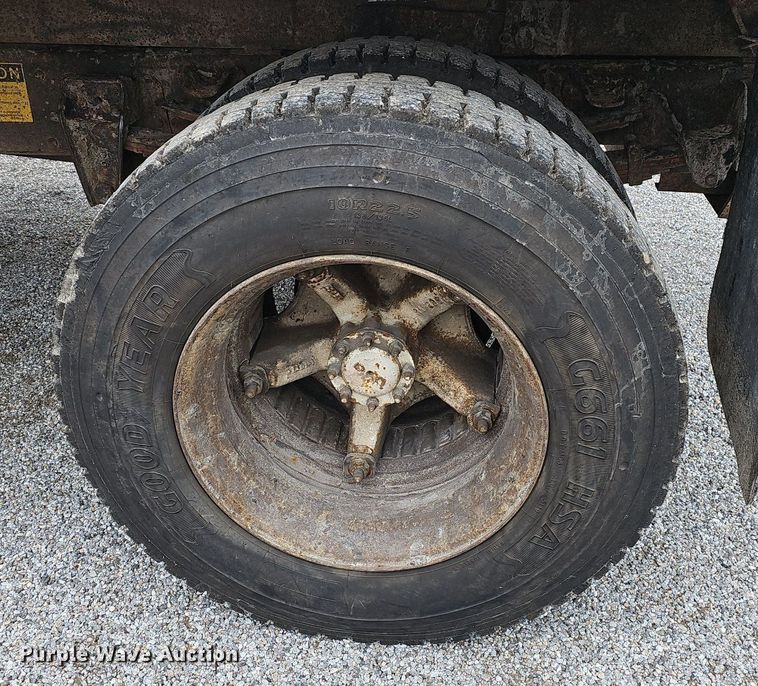 image for item EJ6200 1984 Chevrolet C70 dump truck