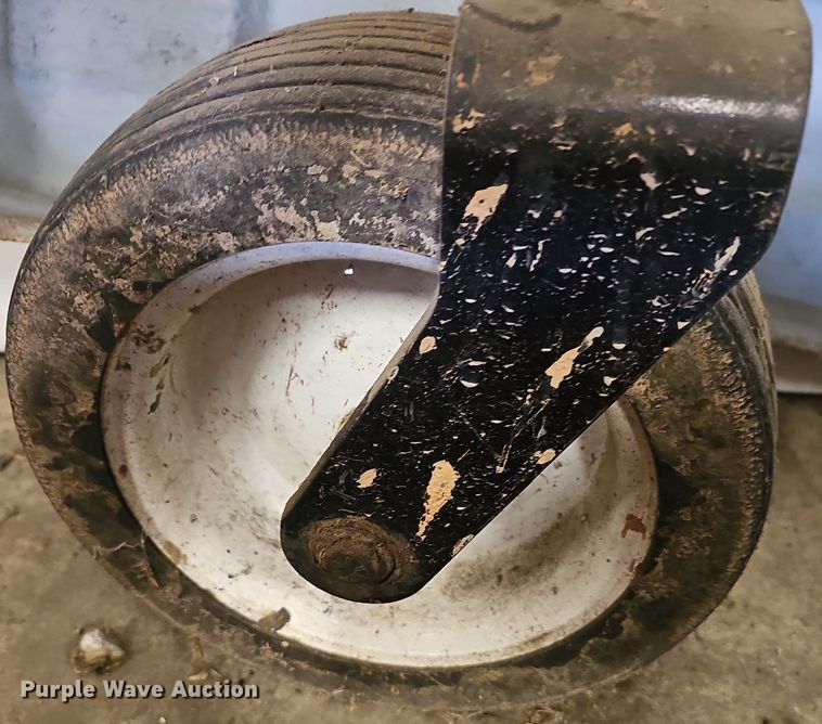 image for item EJ6236 Bush Hog ATH900 finish mower