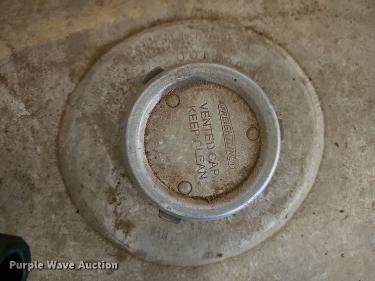 image for item EJ6237 Frieghtliner  fuel tank 