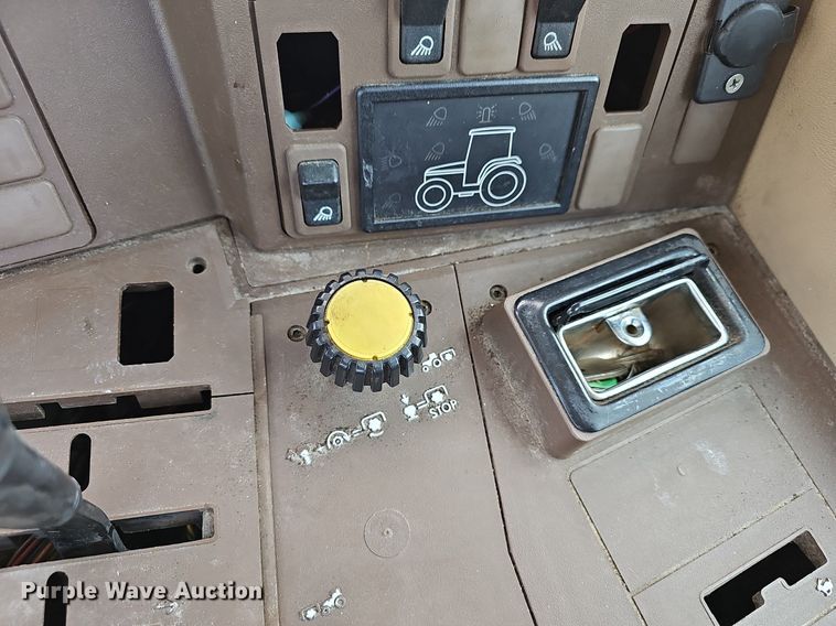 image for item EJ6241 2000 John Deere 6410 MFWD tractor