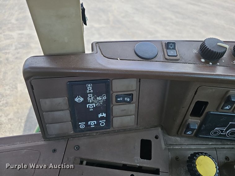 image for item EJ6241 2000 John Deere 6410 MFWD tractor