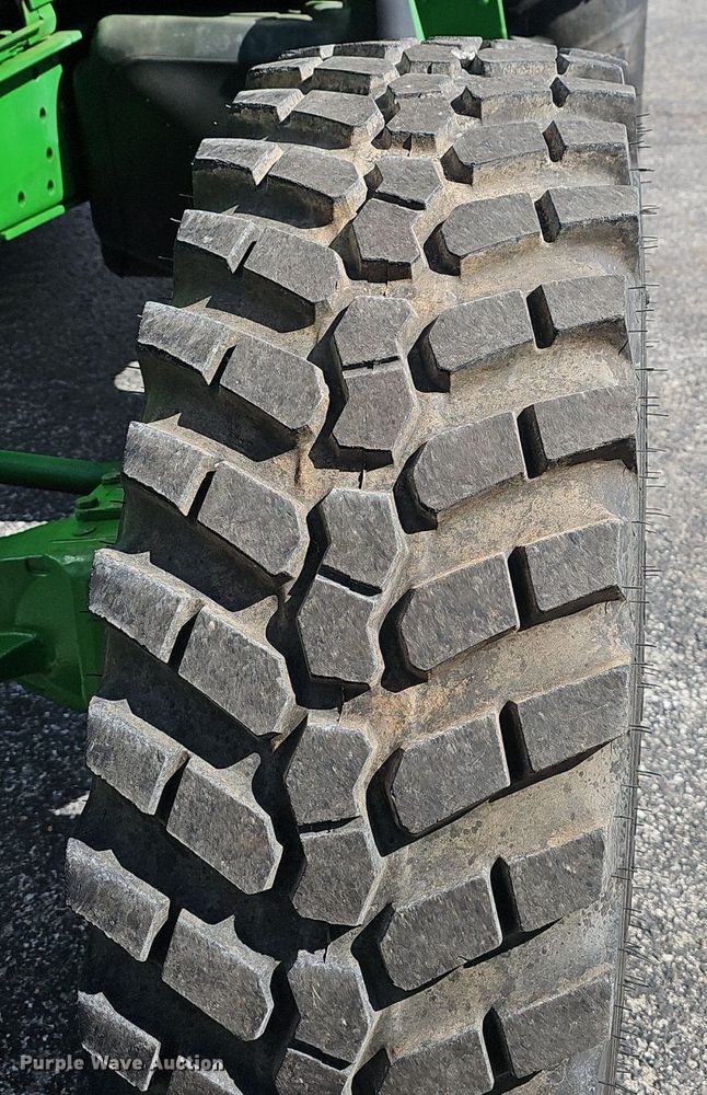 image for item EJ6241 2000 John Deere 6410 MFWD tractor