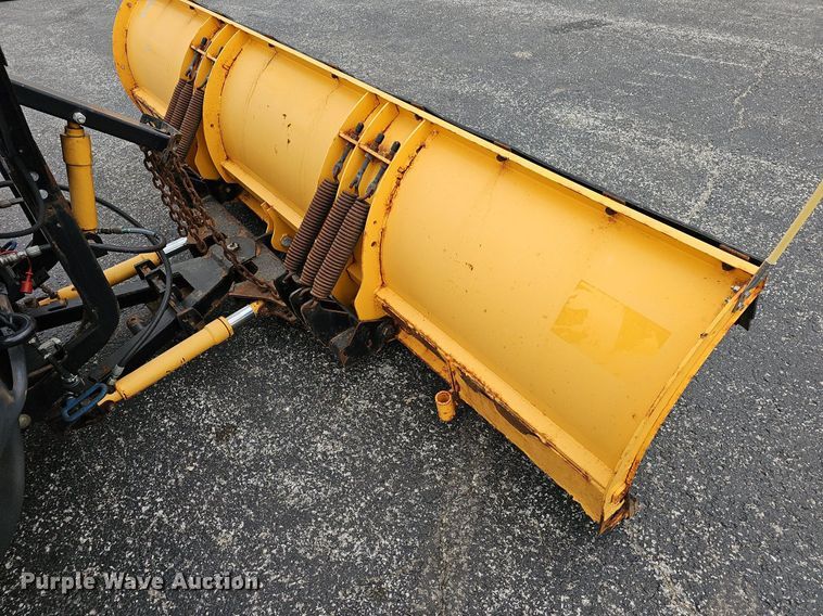 image for item EJ6242 2004 Ford  F550 Super Duty XL dump truck