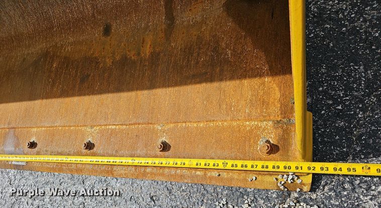 image for item EJ6243 2004 John Deere 310SG backhoe