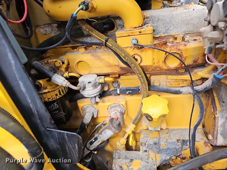 image for item EJ6243 2004 John Deere 310SG backhoe