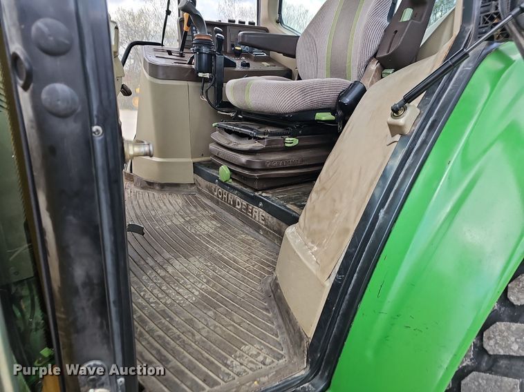 image for item EJ6245 2002 John Deere 6420 MFWD tractor