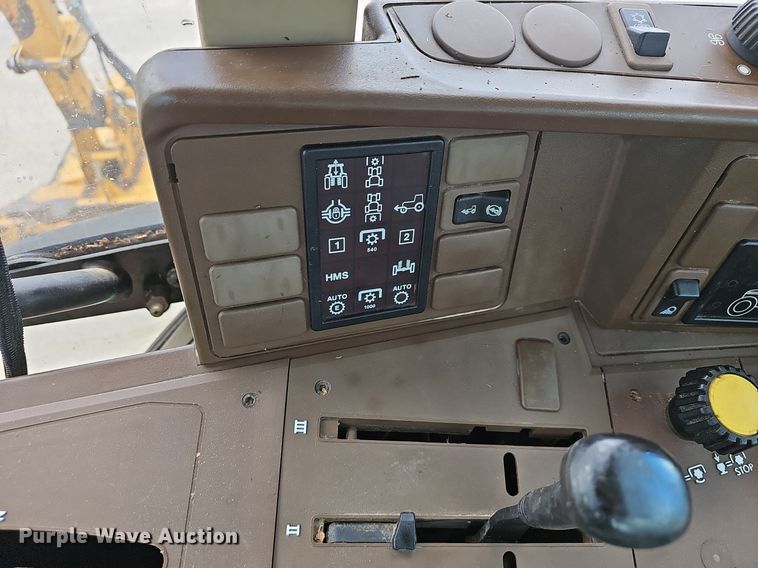 image for item EJ6245 2002 John Deere 6420 MFWD tractor