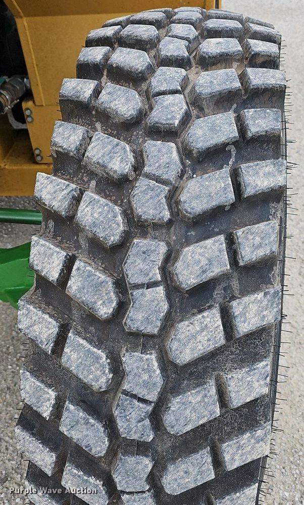 image for item EJ6245 2002 John Deere 6420 MFWD tractor