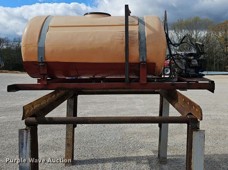 image for item EJ6246 Snyder Industry  turf sprayer