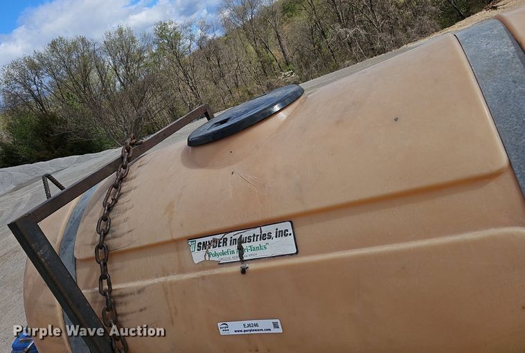 image for item EJ6246 Snyder Industry  turf sprayer