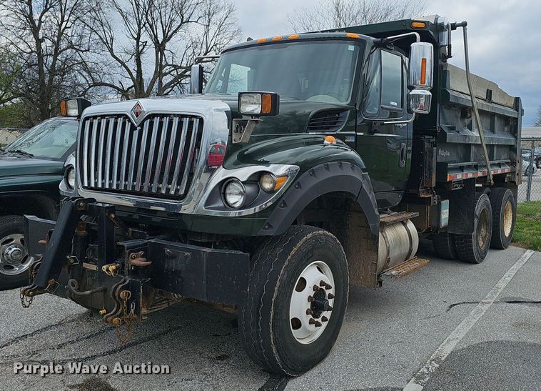 image for item EJ6250 2013 International 7600  dump truck