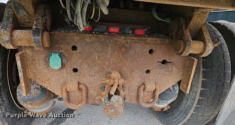 image for item EJ6250 2013 International 7600  dump truck