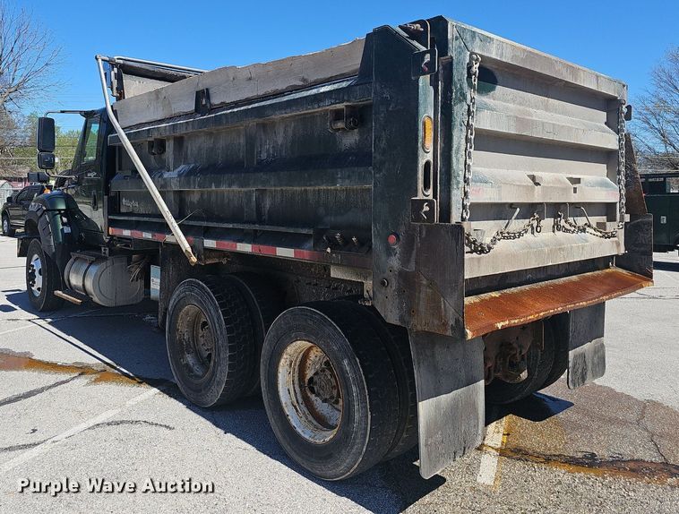 image for item EJ6250 2013 International 7600  dump truck