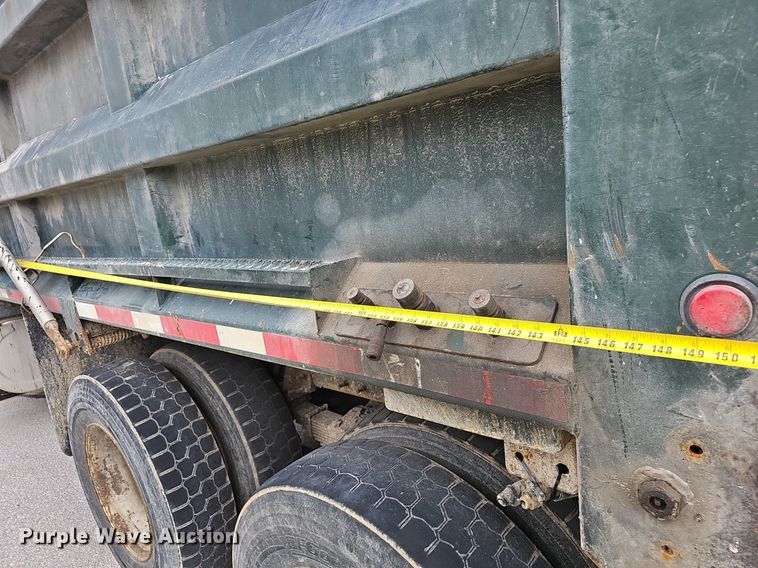 image for item EJ6250 2013 International 7600  dump truck