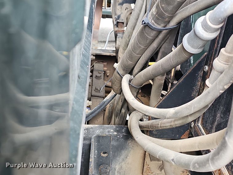 image for item EJ6250 2013 International 7600  dump truck