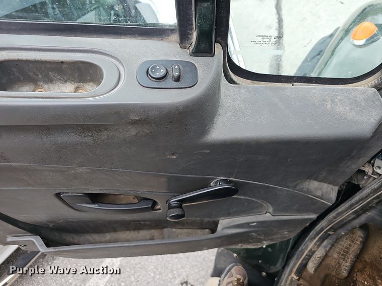 image for item EJ6250 2013 International 7600  dump truck