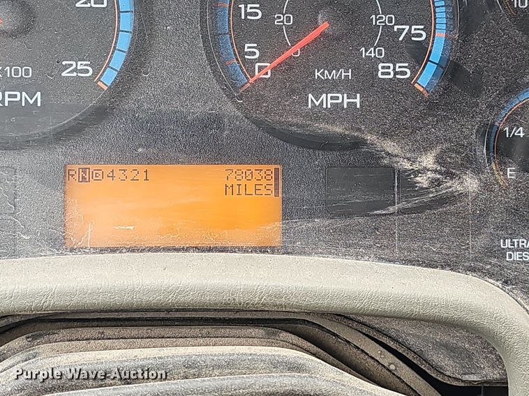 image for item EJ6250 2013 International 7600  dump truck