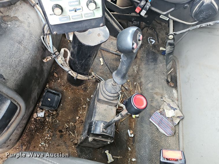 image for item EJ6250 2013 International 7600  dump truck