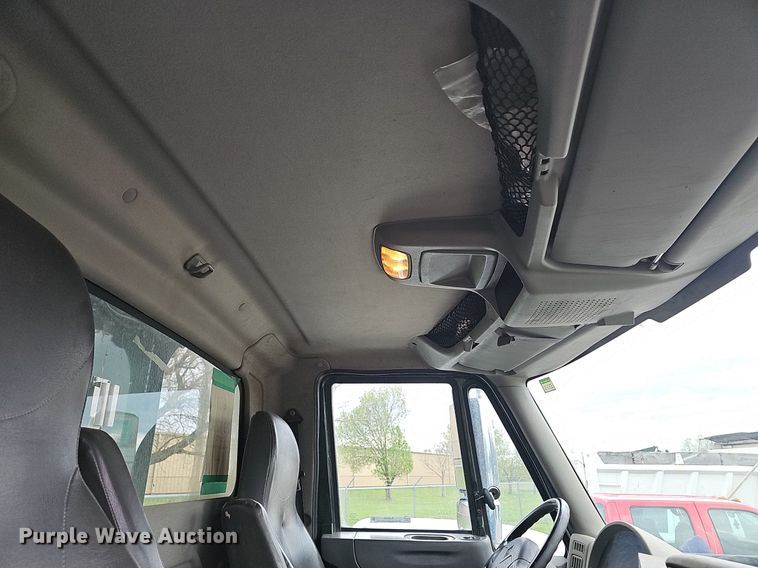 image for item EJ6250 2013 International 7600  dump truck