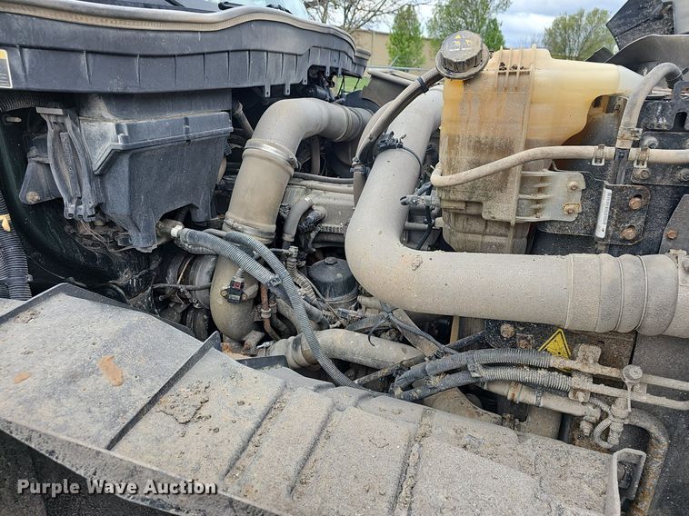 image for item EJ6250 2013 International 7600  dump truck