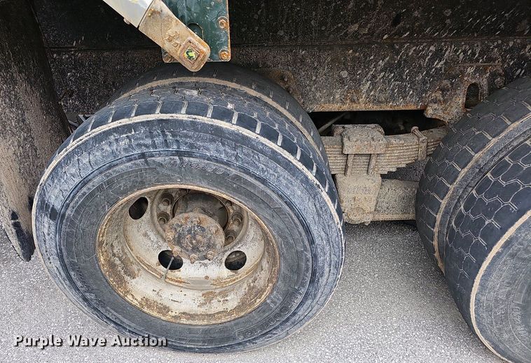 image for item EJ6250 2013 International 7600  dump truck