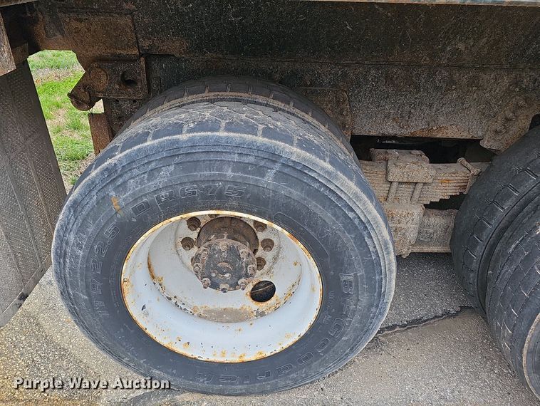 image for item EJ6250 2013 International 7600  dump truck