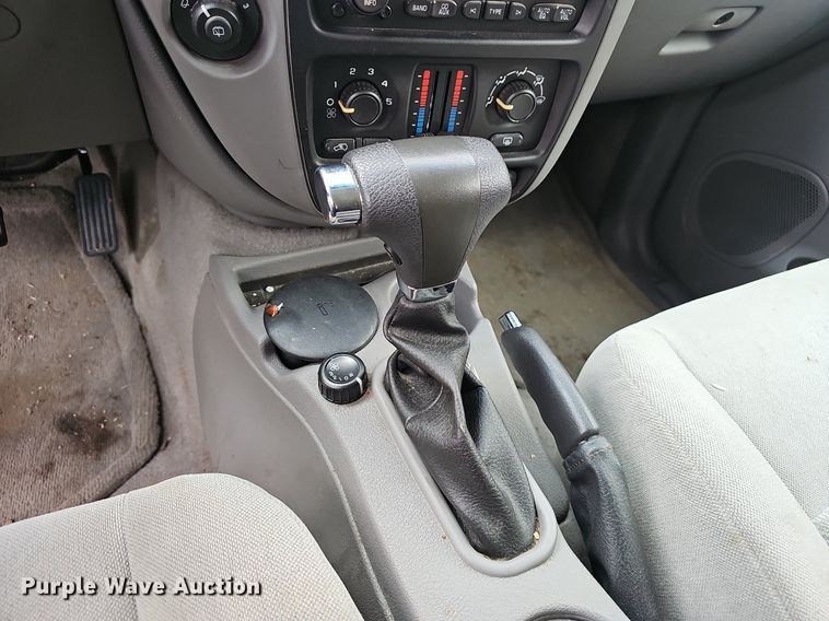 image for item EJ6252 2006 Chevrolet Trailblazer LS SUV