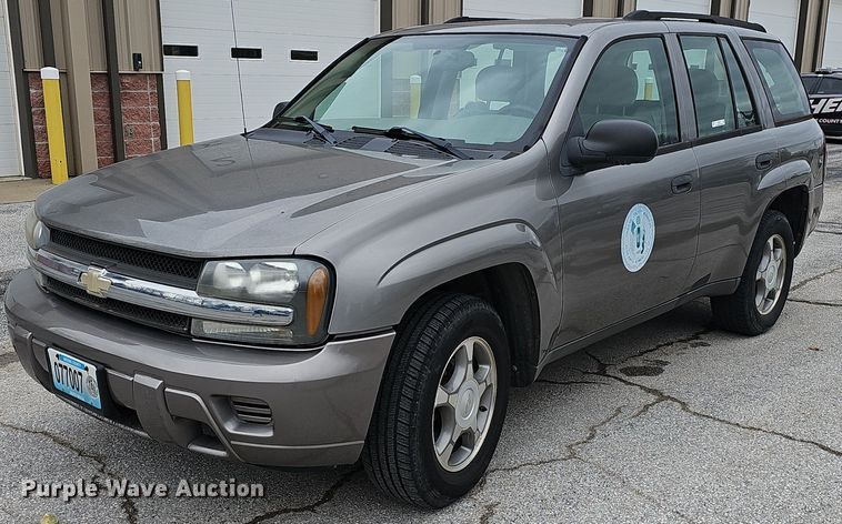 image for item EJ6253 2008 Chevrolet Trailblazer LS SUV